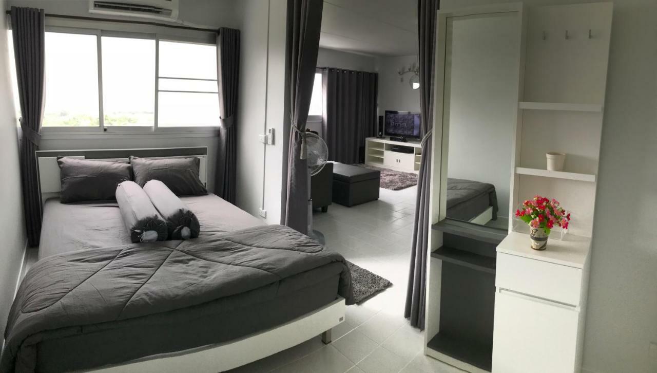 T11 Popula Condo By Prathomlerk Pak Kret Exterior foto